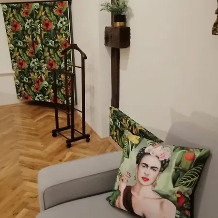 Novistay Apartment *